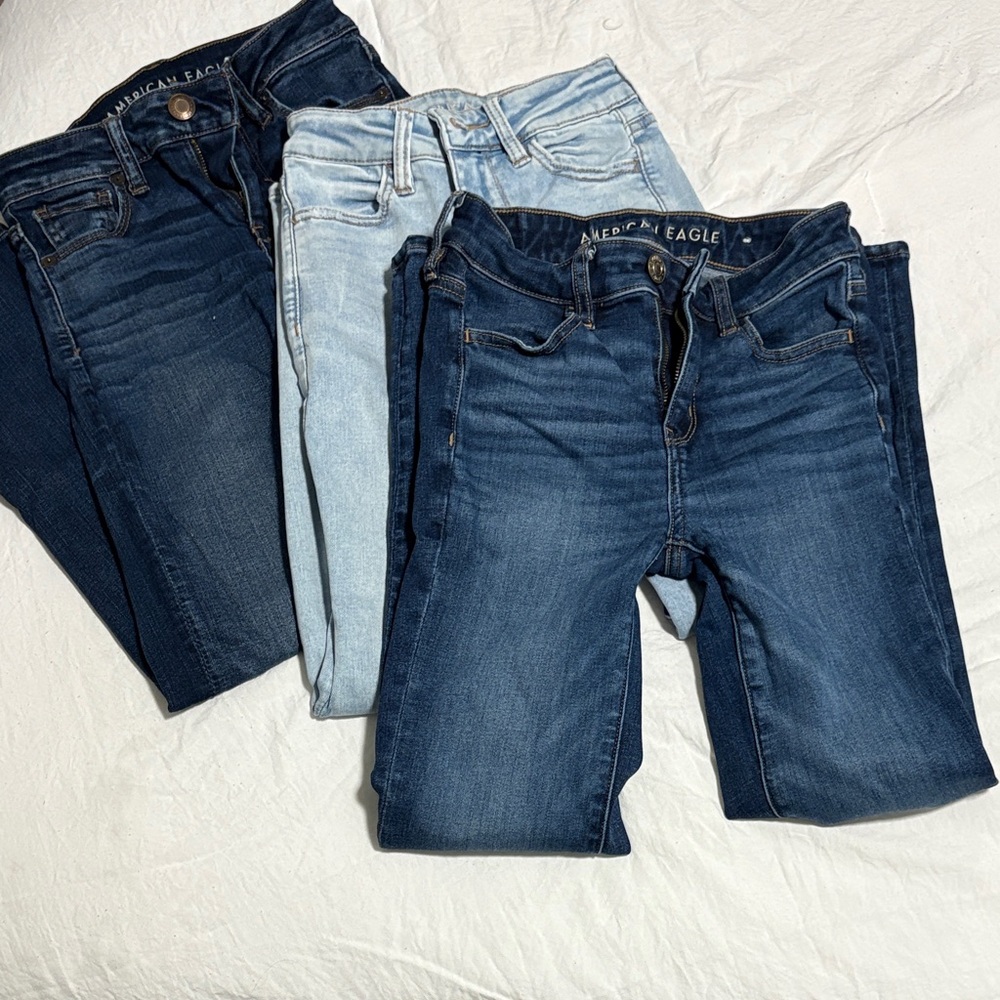 American Eagle Outfitters Women's Skinny Jeans - Dark Indigo, Light Wash